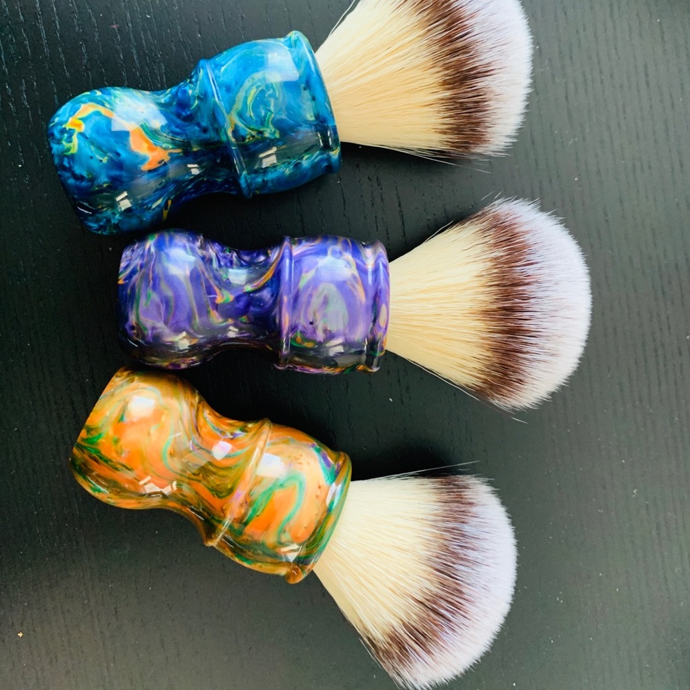 Mountain badger shaving brushes